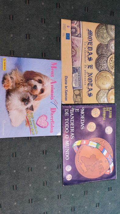 Lote 9 Cadernetas antigas - sem cromos