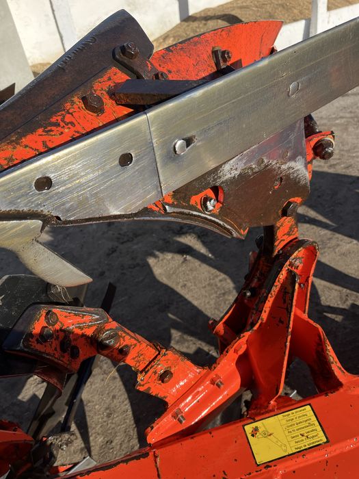 Плуг kuhn master 120   5+ 1 Lemken