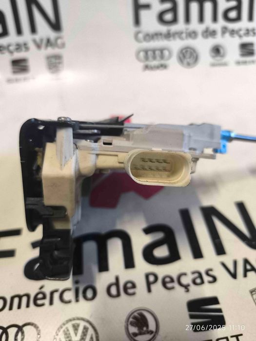 Fechadura / Fecho Porta Trás Esquerdo AUDI A6 C7 3.0 TDI (150 kW / 204 cv) [11.2010 - 09.2018] 4G0839015B (OEM)