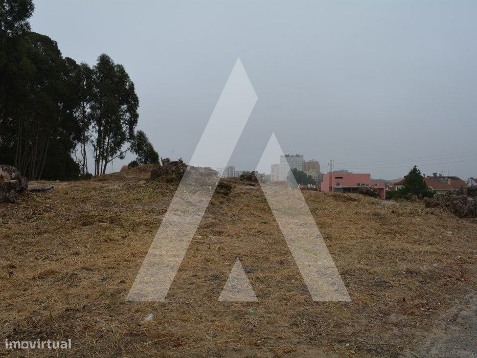 Terreno Urbano para construção em Ovar!