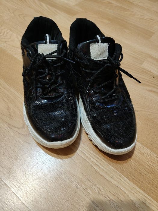 Buty blysczonce  sportowe