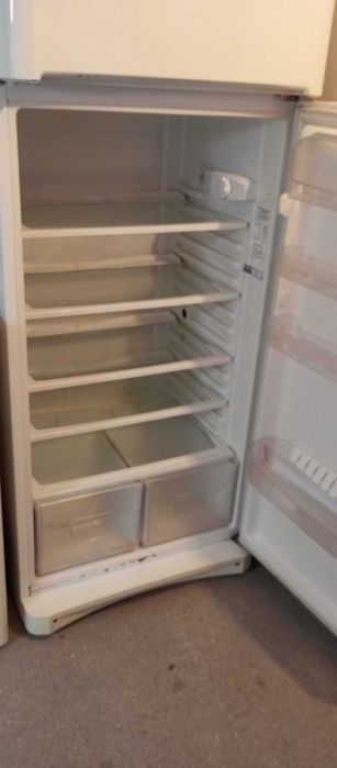 Vendo frigorífico INDESIT