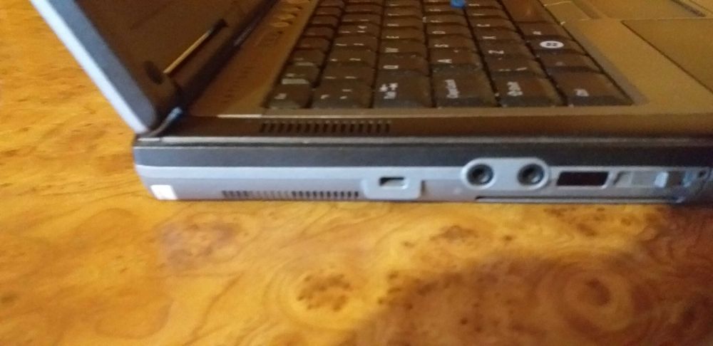 Laptop Dell Latitude D620