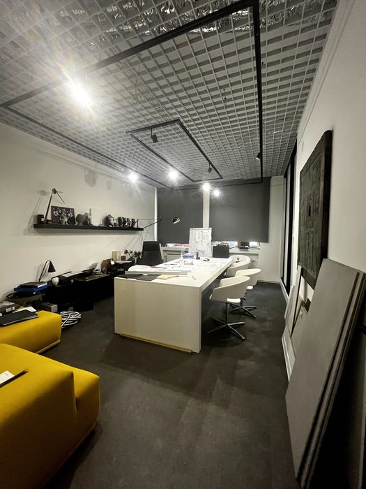 Без%. Продаж квартири, офіс.  110м2. Воздвиженка. Поділ.