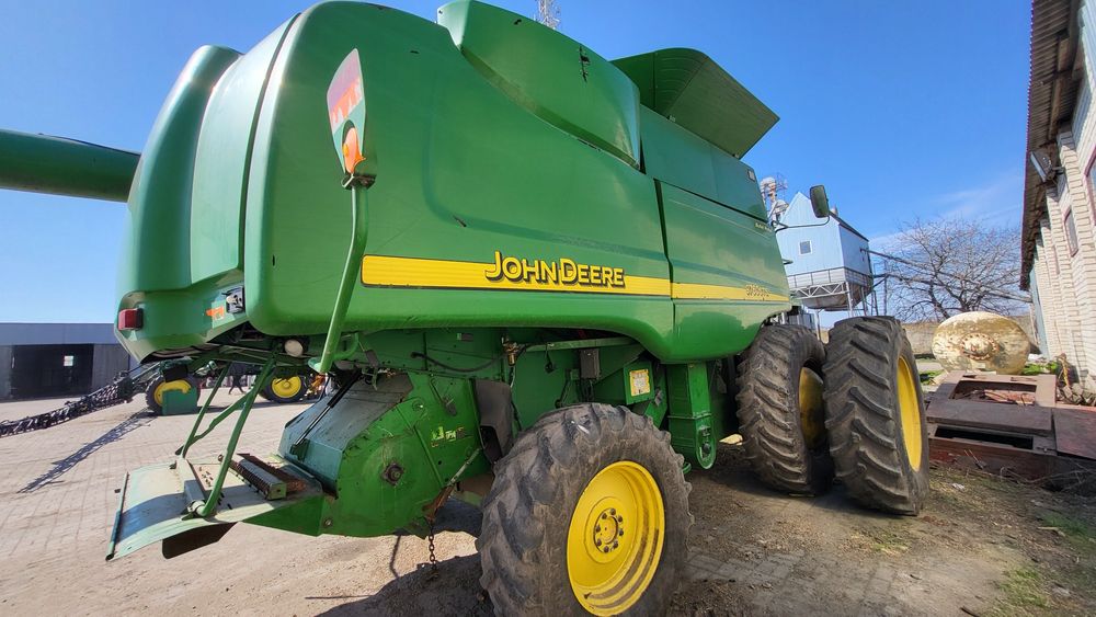 Комбайн JOHN DEERE 9760STS 2007рік