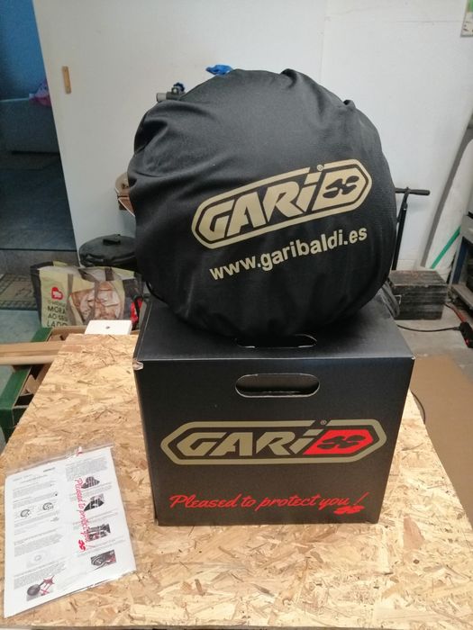 Nunca usado Capacete novo em fibra de vidro