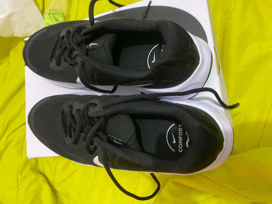 Nike Revolution 7 - Usados 1x