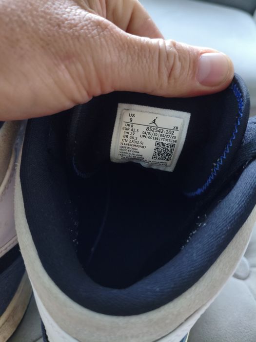 Nike Jordan 1 Mid SE rozm 42,5
Królewski Czarny Palec