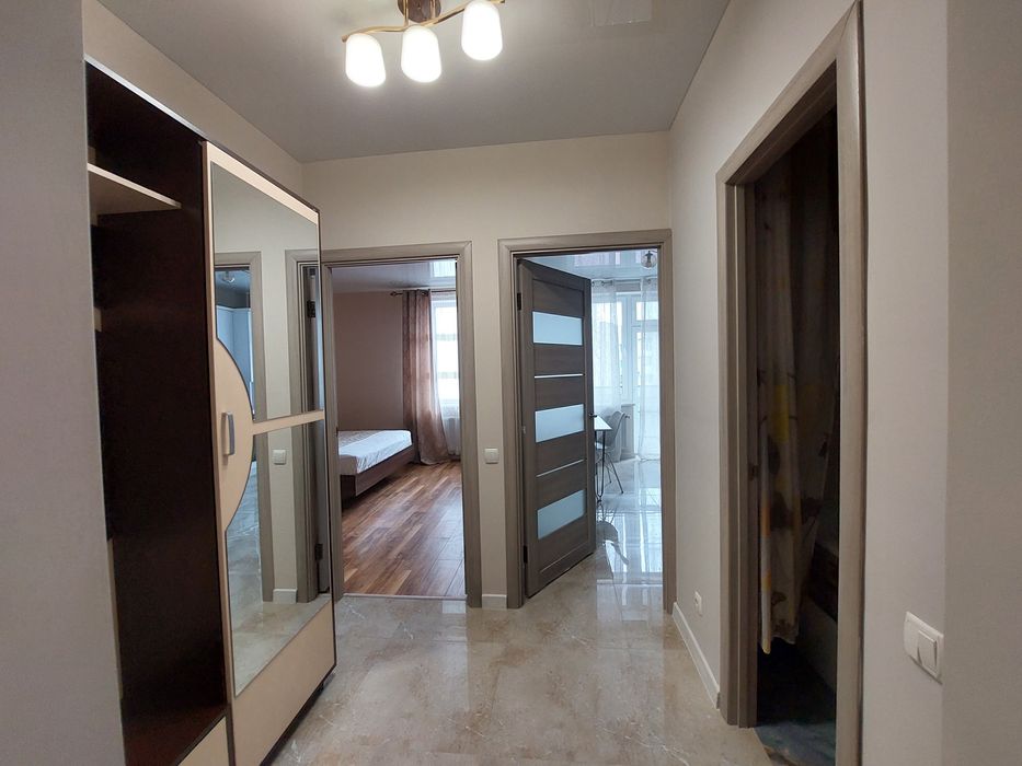 Подобова оренда З СВІТЛОМ вул.Лисенка 8 -Центр