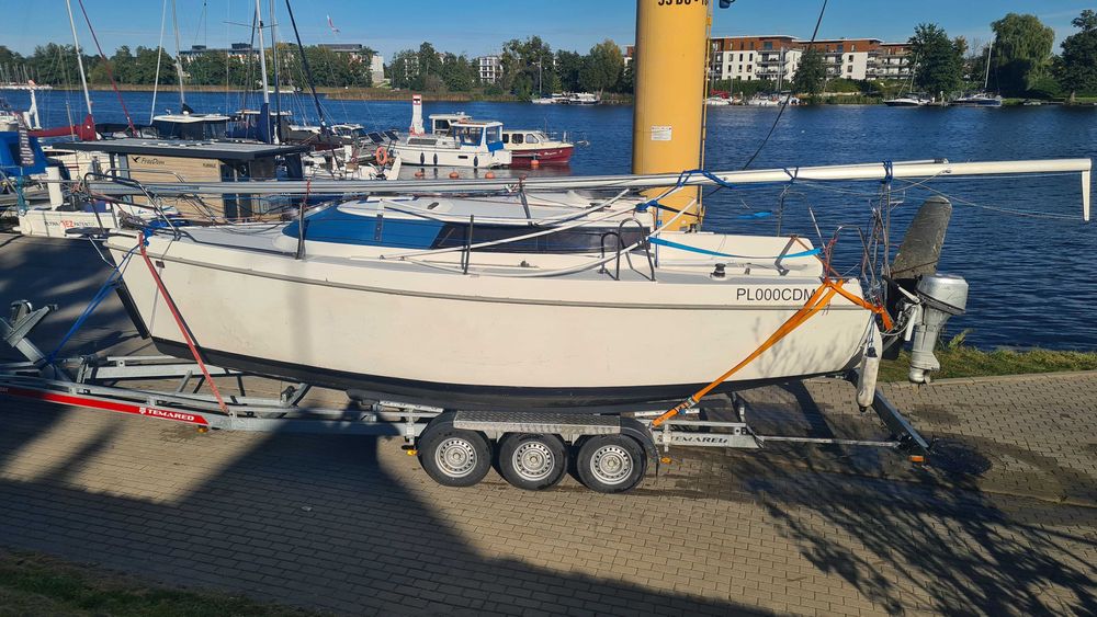 Jacht żaglowy - JOKER 785