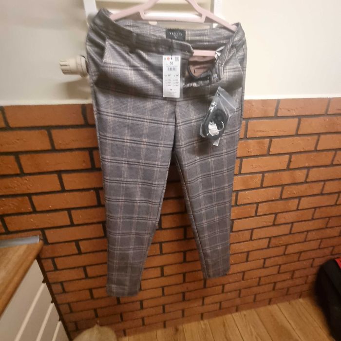 Nowe męskie spodnie