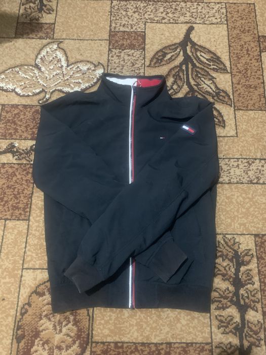 Бомбер Tommy Jeans