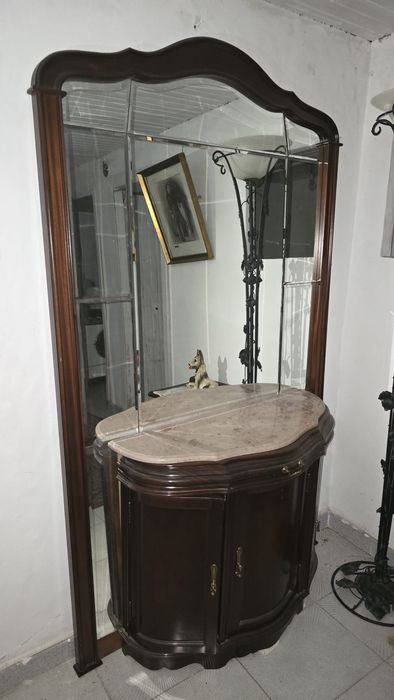 Movel de entrada antigo