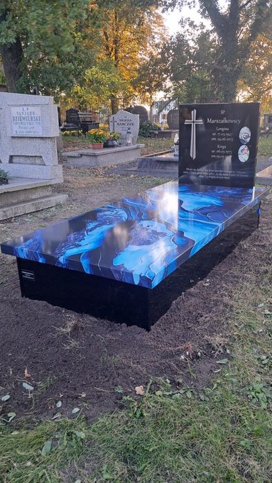 Nowoczesne Tanie Nagrobki Kompozytowe 4899 zł z montażem Cały Kraj.