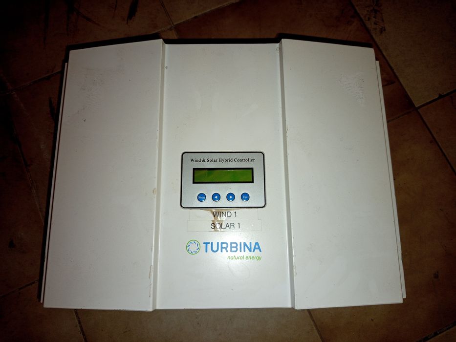 Controlador Híbrido Solar