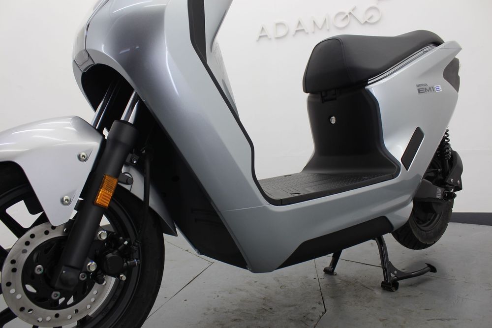 Honda EM-1e електроскутер