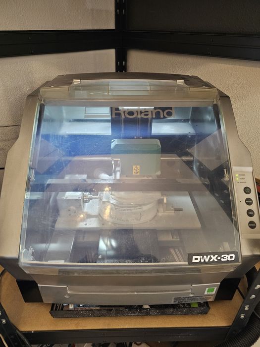 Fresadora dentaria  roland dwx30