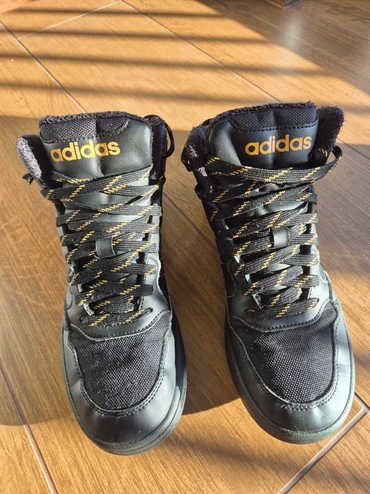 Adidas rozm. 38 chłopięce