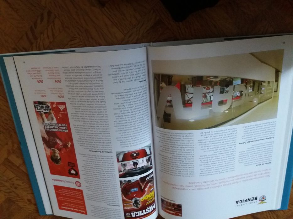 2 livros Superbrands de 2008 e 2009