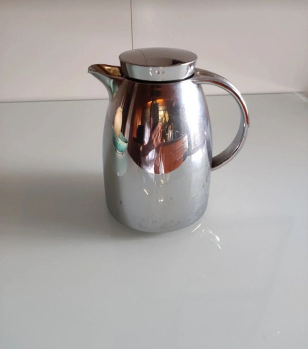 Jarro térmico prateado