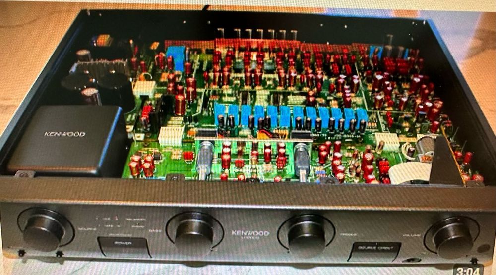 підсилювач високотоковий балансний Kenwood L1000-C + L1000-М balanced
Kenwood