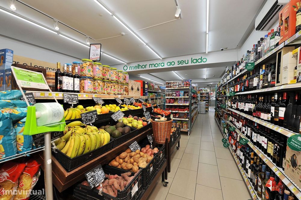 Trespasse de Supermercado Meu Super, em Oeiras – Faturação bruta  de 8
