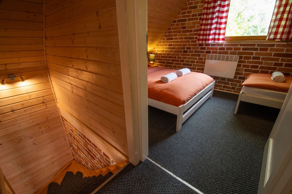 Górskie Domki - sauna i jacuzzi (dom lub pokoje)