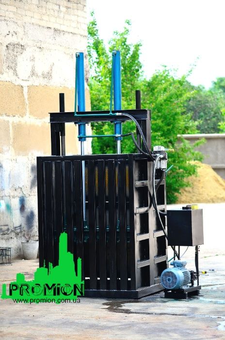 Прес пакетерувальний для ПЕТ, картону, макулатури