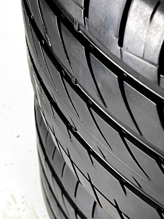 Pneus Dunlop SP Sport Maxx GT - 325/30/21 - Como NOVOS