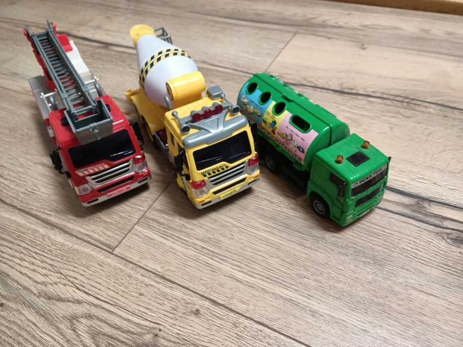 Ciężarówki straż betoniara