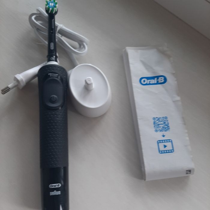Електрична зубна щітка  Oral-B Braun