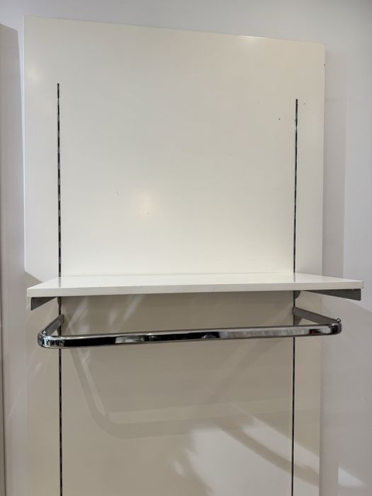 Expositores para loja de roupa/acessórios