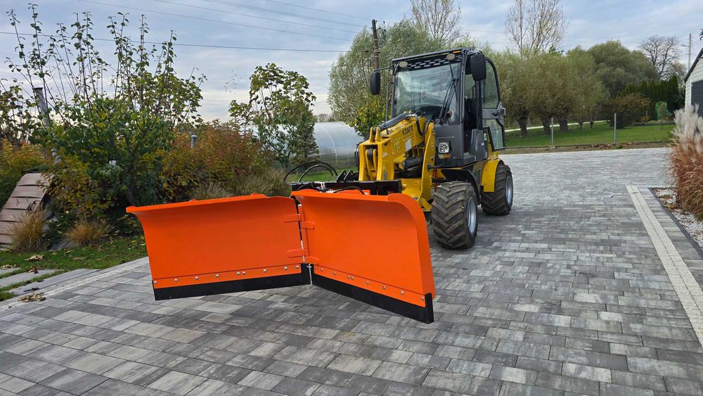 Pług strzałkowy Metal-Technik 2,6 m 3 m hydrauliczny V U TUZ euroramka do tura