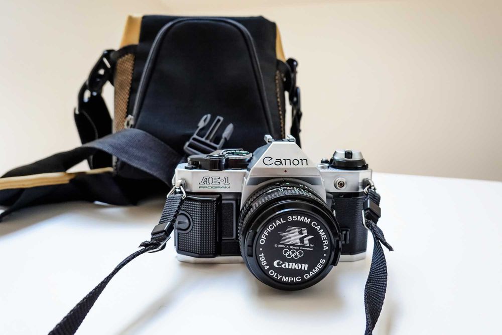 Canon AE-1 Program + Canon FD 50mm f/1.8 | Bolsa | Pilha Incluída | Excelente Estado