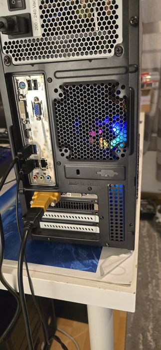 Komputer do gier e-sportowych np CS, LoL, Fortnite, GTA, Farming itd