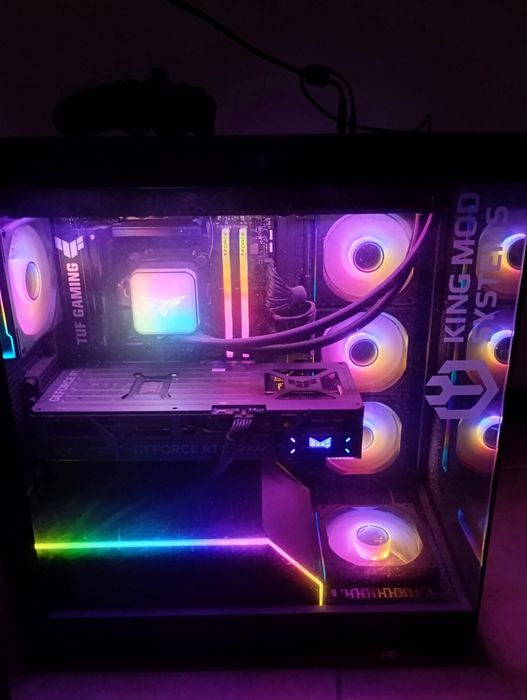 Vendo torre gaming com fatura, com monitor
