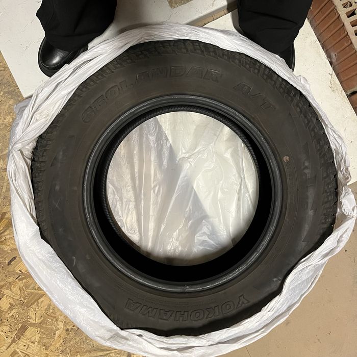 Yokohama Geolandar A/T G015 215/70 R16 100H