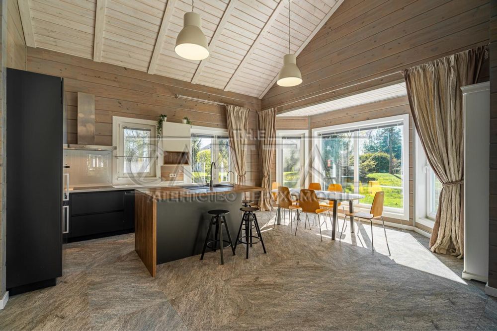 Оренда будинку в жк "Riverside Family Club" на березі Дніпра