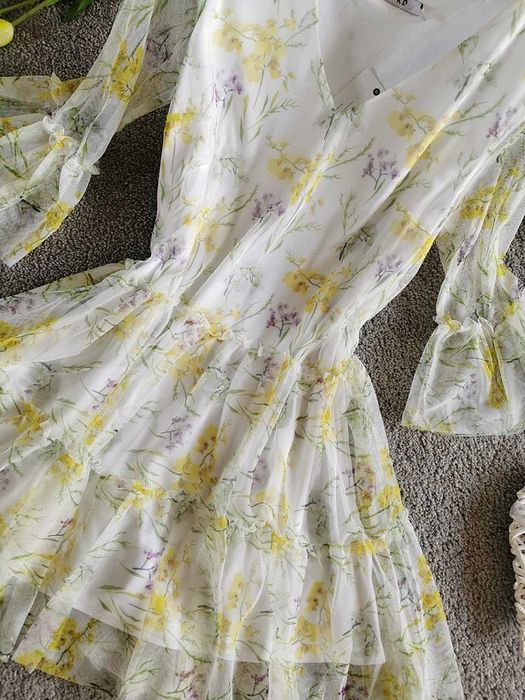 Sukienka Tiulowa Siateczka Kremowa Pastelowe Kwiaty Floral Boho Folk