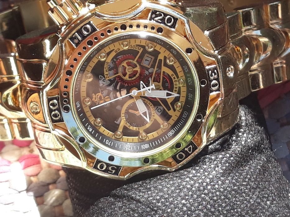 Подарочные часы с браслетом