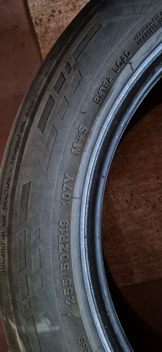 Продам всесезонну гуму  255/50ZR19(USA)