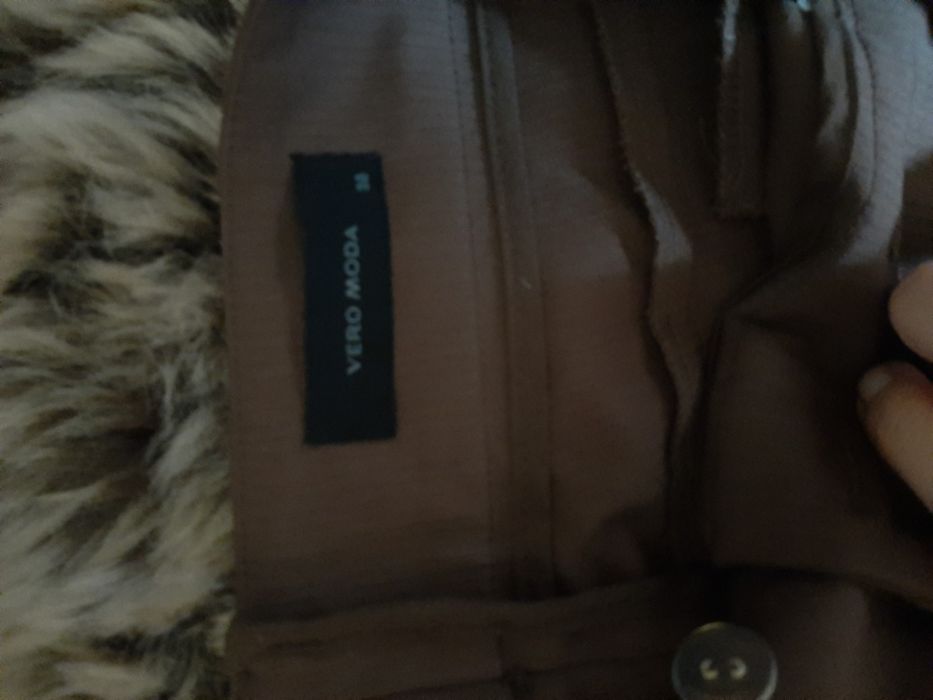 Eleganckie materiałowe spodnie Vero Moda