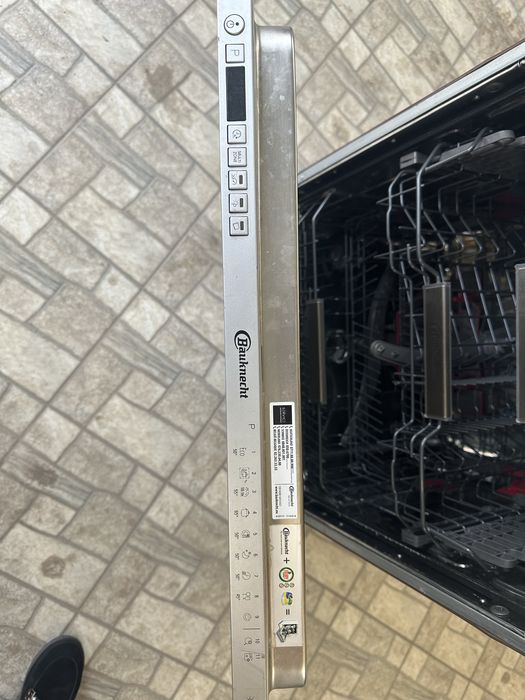 Продам посудомийну машинку 60 см (посудомийку)