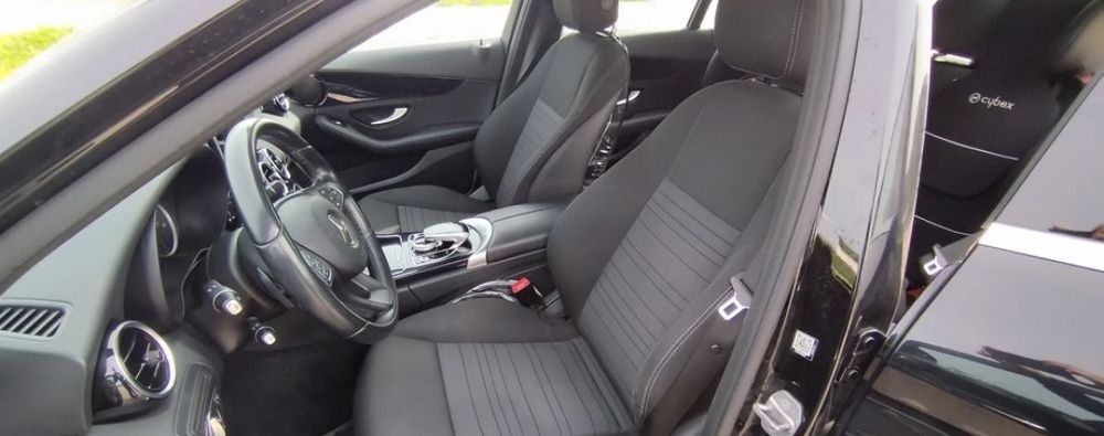 Como novo! Mercedes-Benz Nacional com revisões na marca