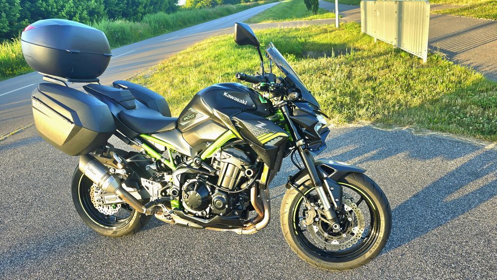 Sprzedam kawasaki Z 900 z 2021r