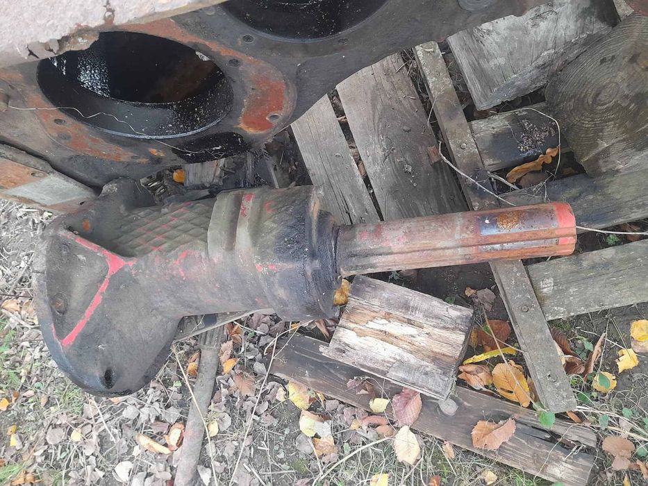 Полуось з рукавом ЮМЗ,задня ванна