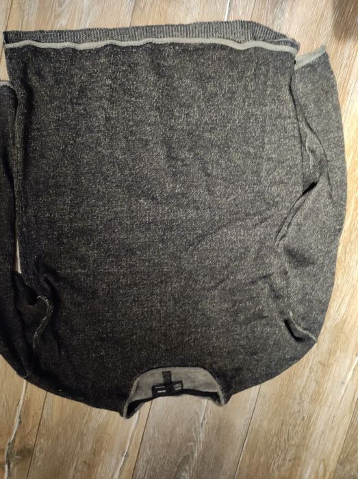 Sweter Bershka rozmiar L