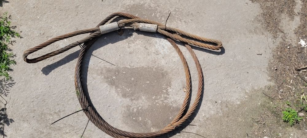 Продам трос буксировочный для грузовых авто