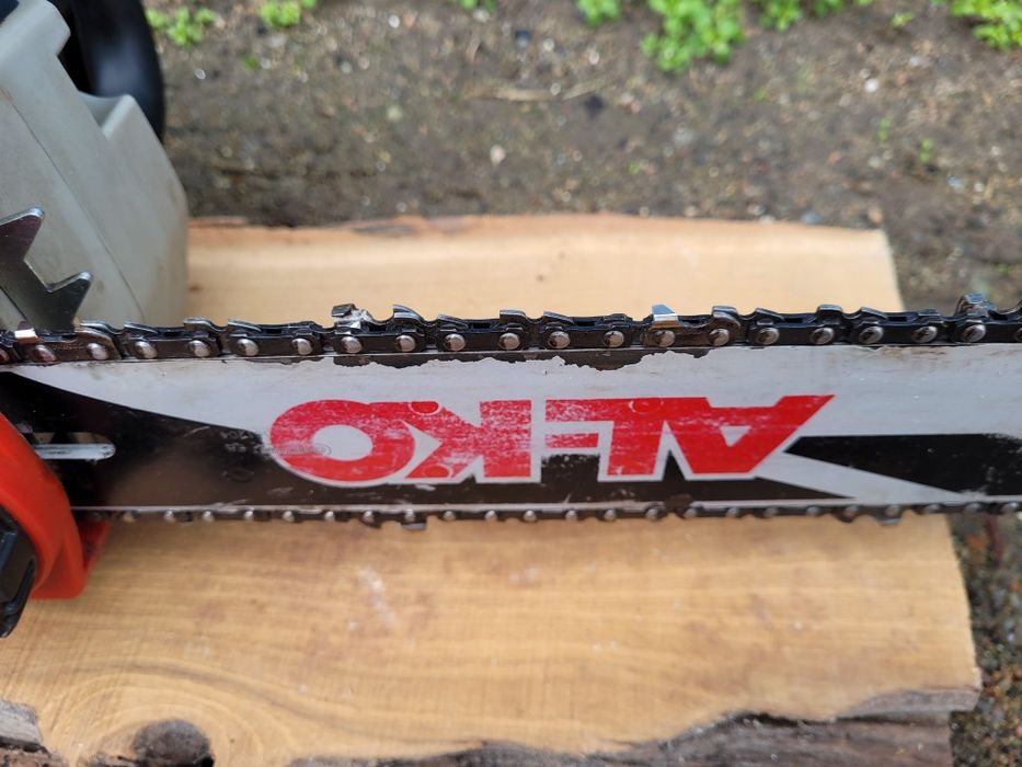 Продам пилу ланцюгову Al-Ko eks 2400/40.