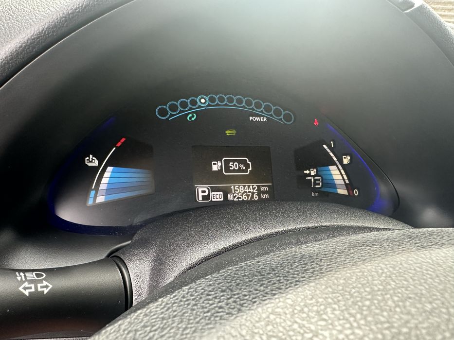 Продам Nissan Leaf 2014 г